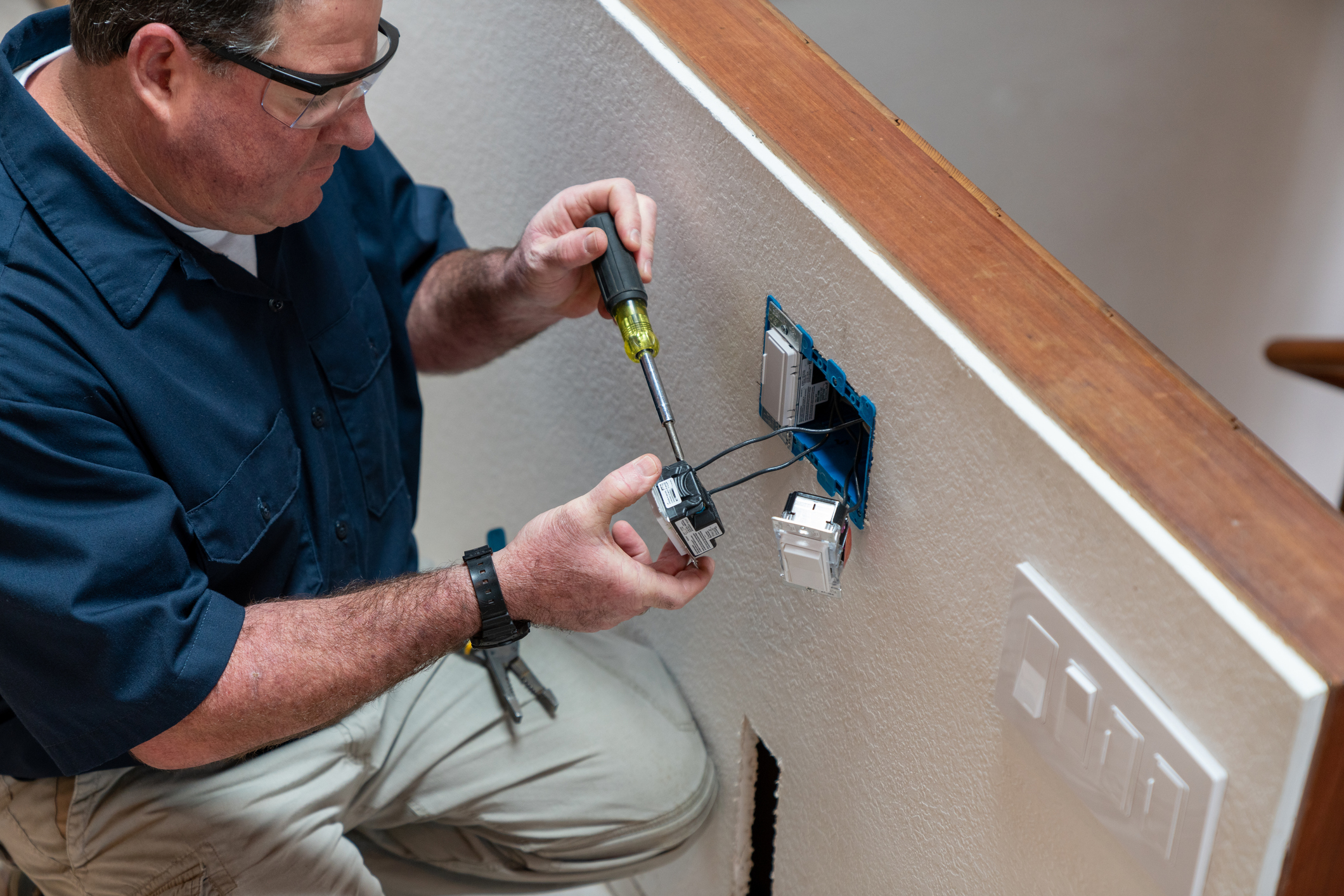 replace GFCI outlets in  Bellevue WA